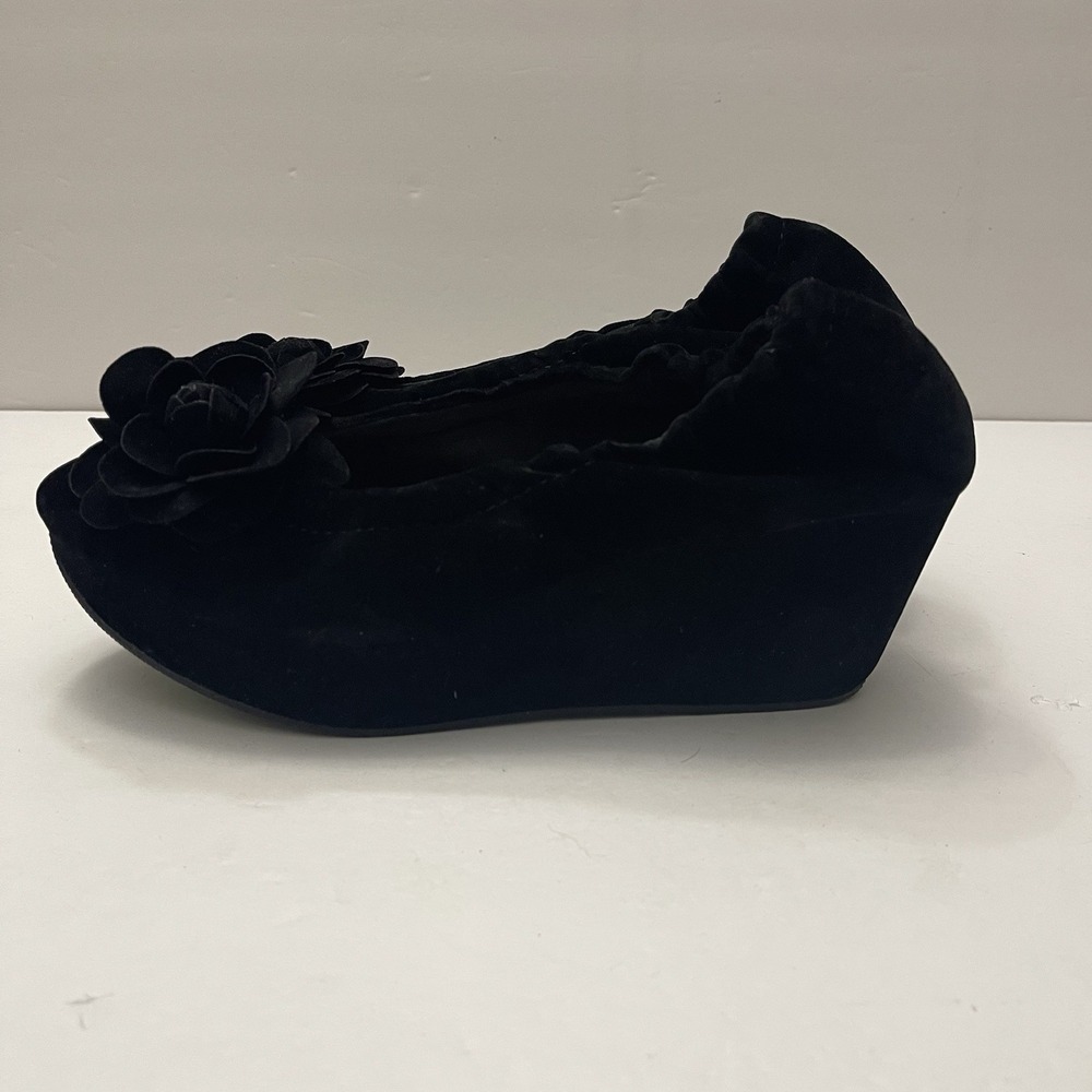 Restricted Black Suede Platform Rosette Slip-ons Shoes Womens 7.5 Whimsy Fairy - Picture 8 of 11